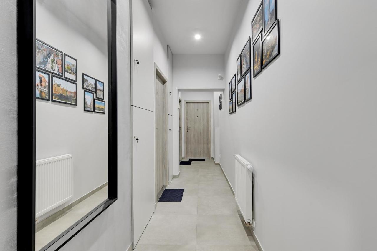 Hallera Studio Apartment Гданск Екстериор снимка